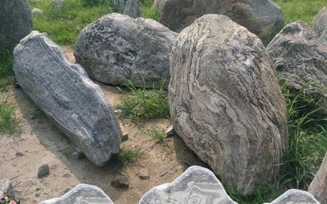安国自然石